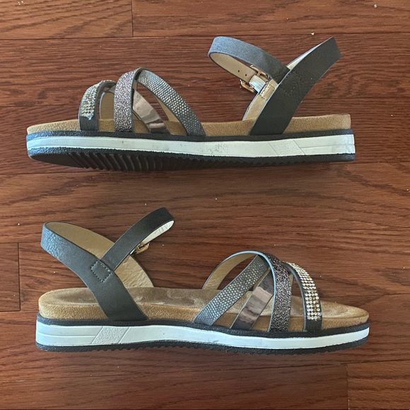 π Sparkly Strappy Sandles - Picture 5 of 6